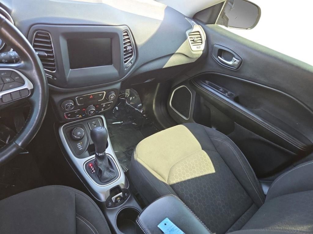 Used 2021 Jeep Compass Sport w/ Cold Weather Group image 21