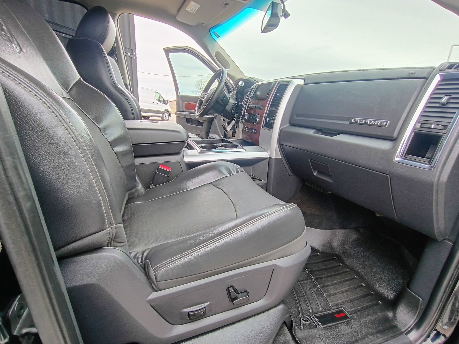 Used 2012 RAM 2500 Laramie image 32