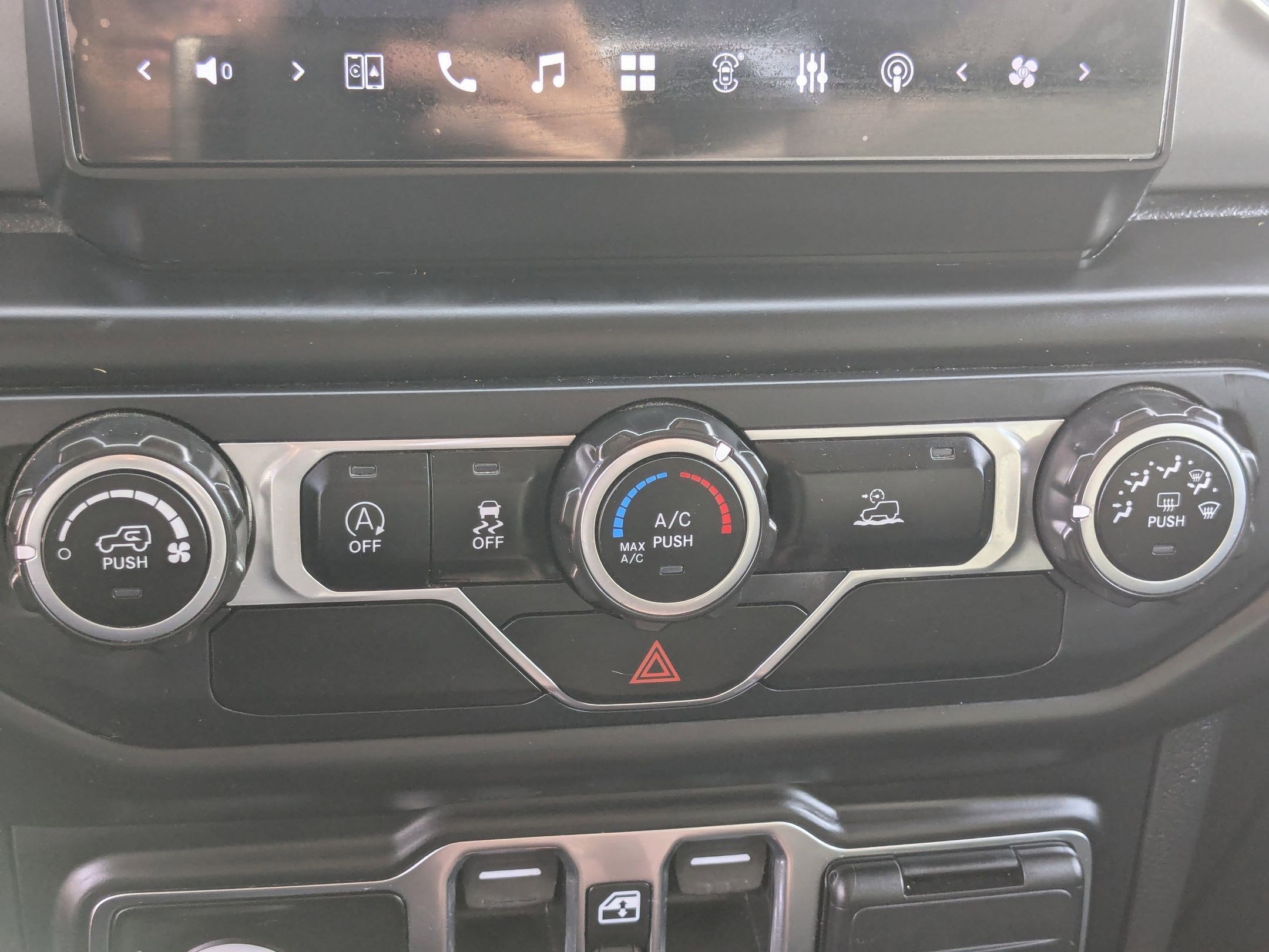 Used 2021 Jeep Gladiator Willys image 24