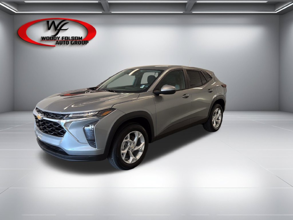 New 2026 Chevrolet Trax LS w/ LS Convenience Package FWD image 3