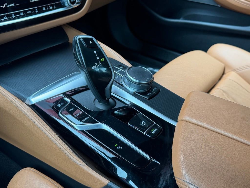 Used 2023 BMW 540i w/ M Sport Package RWD image 28