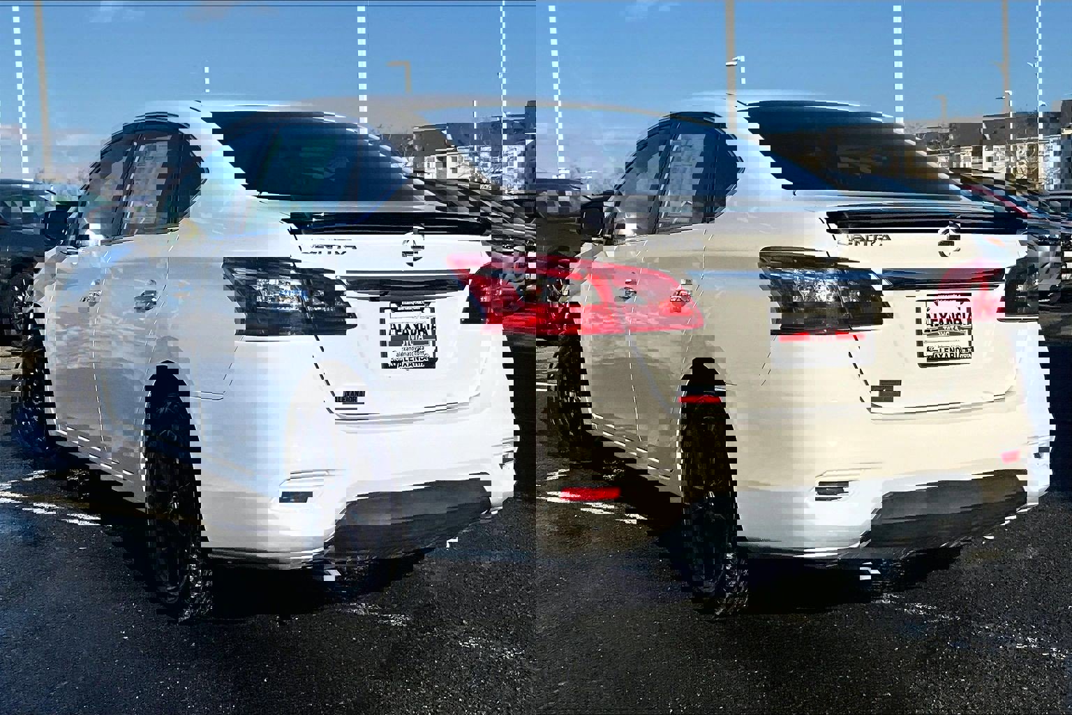 Used 2018 Nissan Sentra S w/ S Midnight Style Package image 10