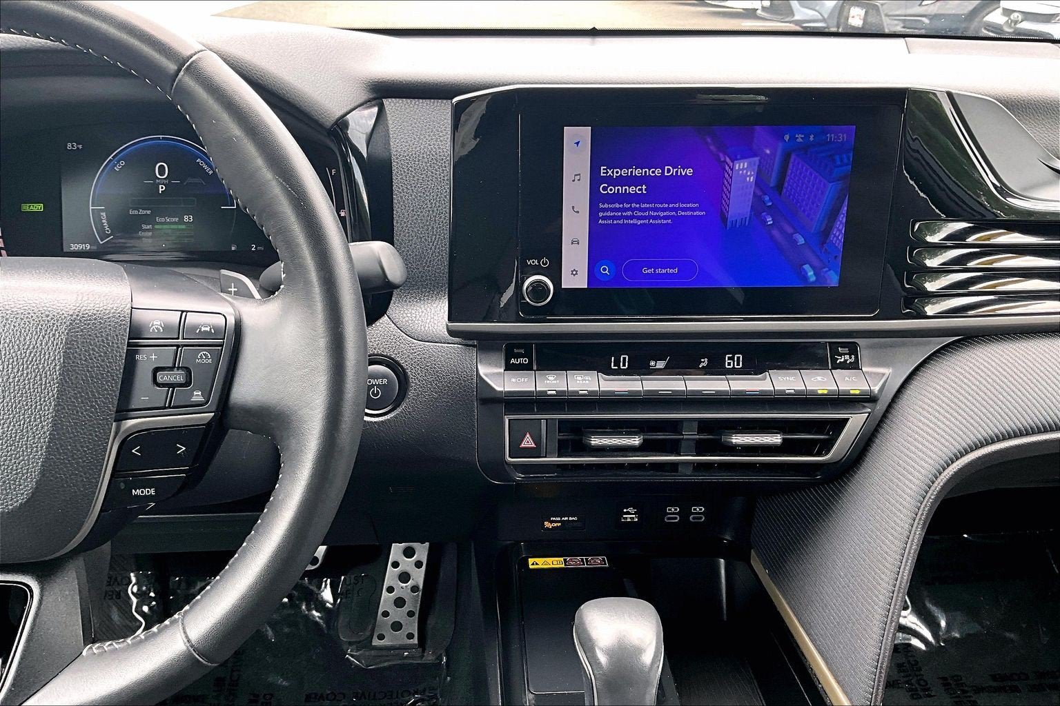 Used 2025 Toyota Camry SE FWD image 6