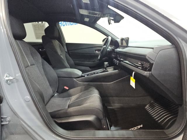 Certified 2025 Honda Accord Sport image 31