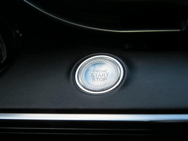 Used 2023 Genesis GV70 2.5T w/ Select Package AWD/4WD image 23