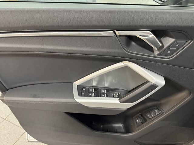 Certified 2023 Audi Q3 2.0T Premium w/ Convenience Package AWD/4WD image 28
