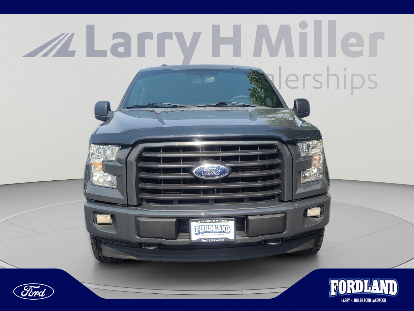 Used 2017 Ford F150 XLT w/ Equipment Group 302A Luxury AWD/4WD image 8
