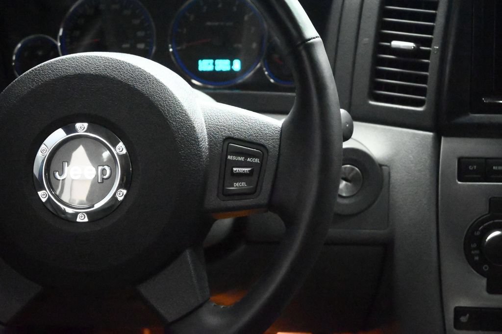 Used 2007 Jeep Grand Cherokee SRT8 w/ SRT Option Group I AWD/4WD image 43