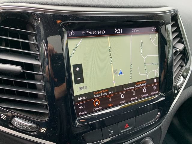 Used 2020 Jeep Cherokee Limited w/ Trailer Tow Group AWD/4WD image 22