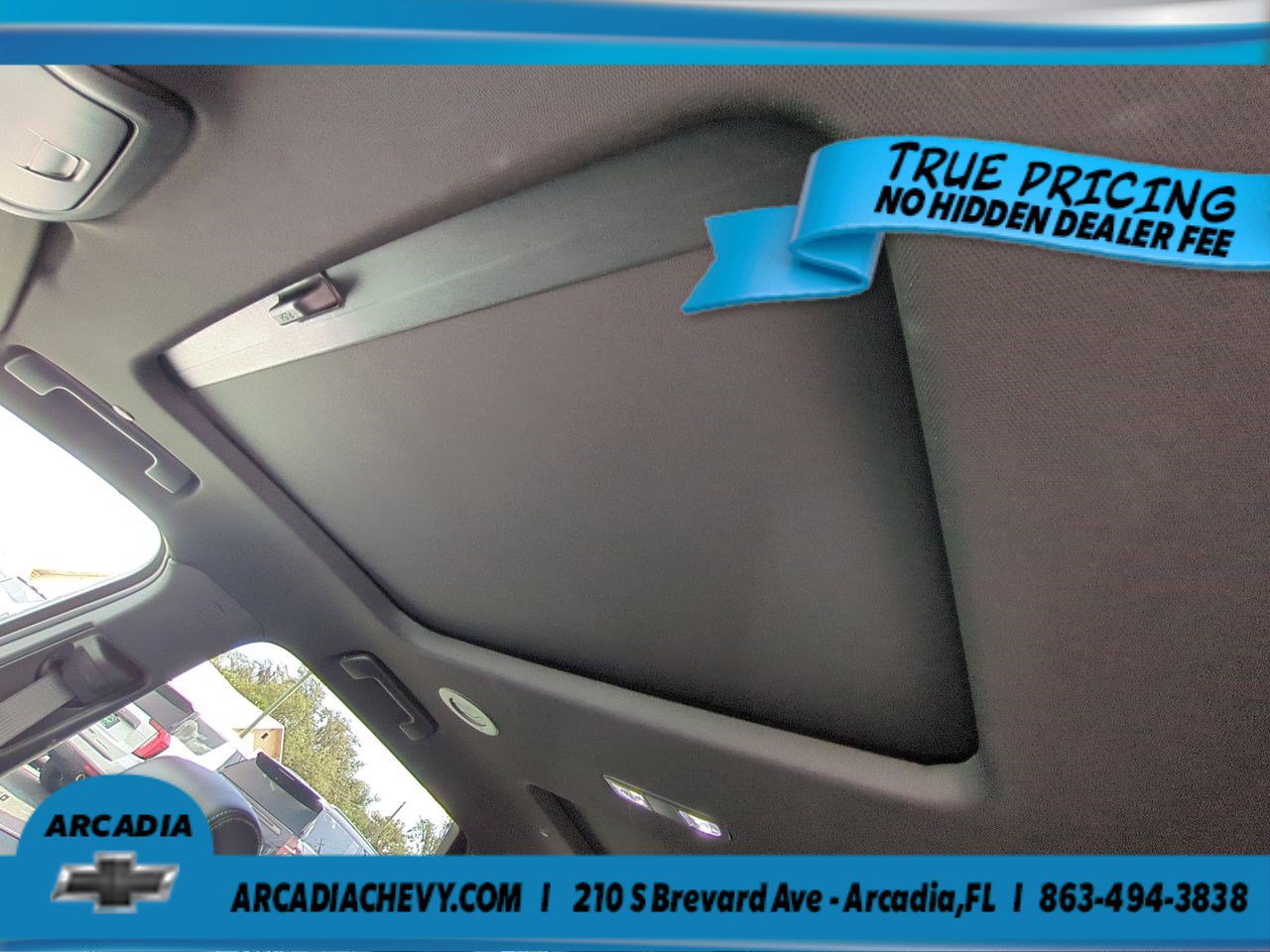 Used 2024 Buick Enclave Essence w/ Experience Buick Package FWD image 20