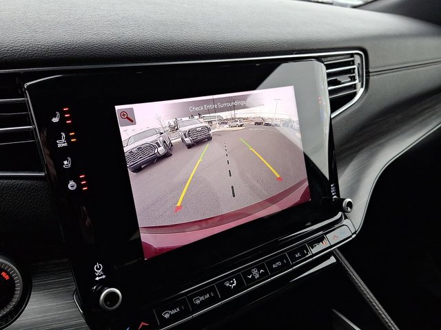 Used 2024 Jeep Wagoneer L Series II w/ Flexible Seating Group image 19