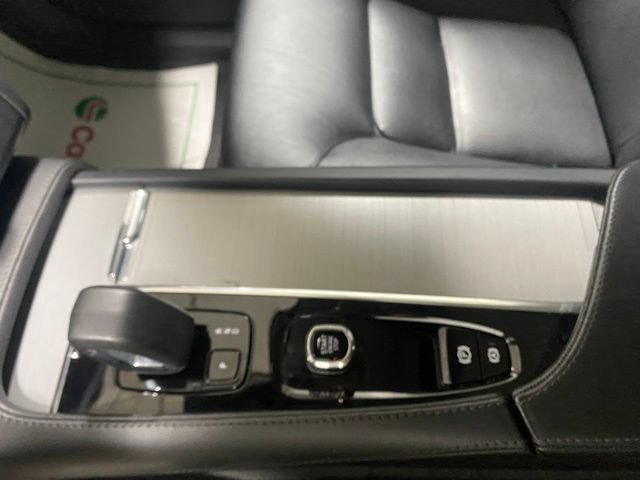 Used 2023 Volvo XC90 B5 Core w/ Protection Package Premier AWD/4WD image 25