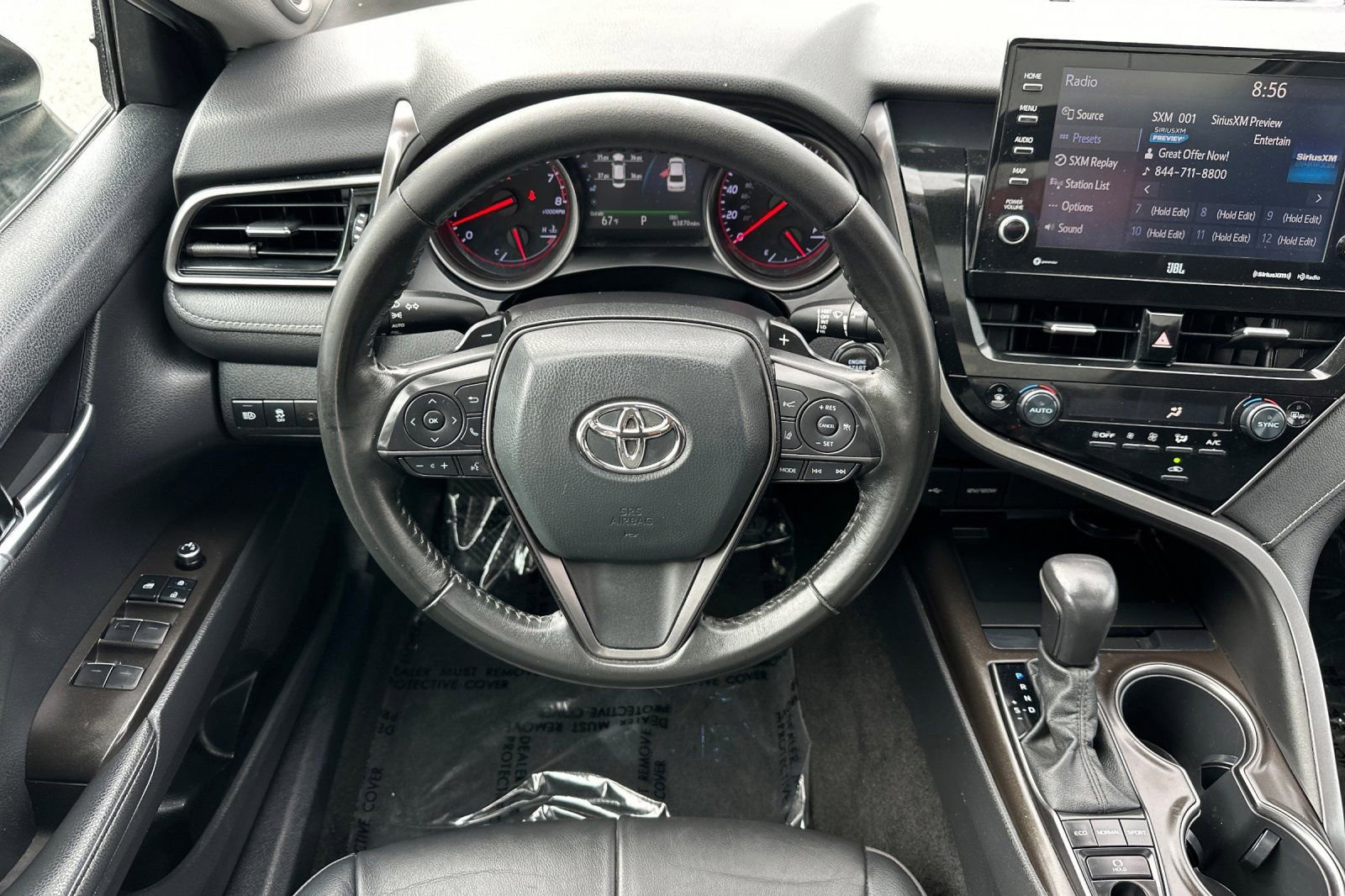 Used 2022 Toyota Camry XSE FWD image 15