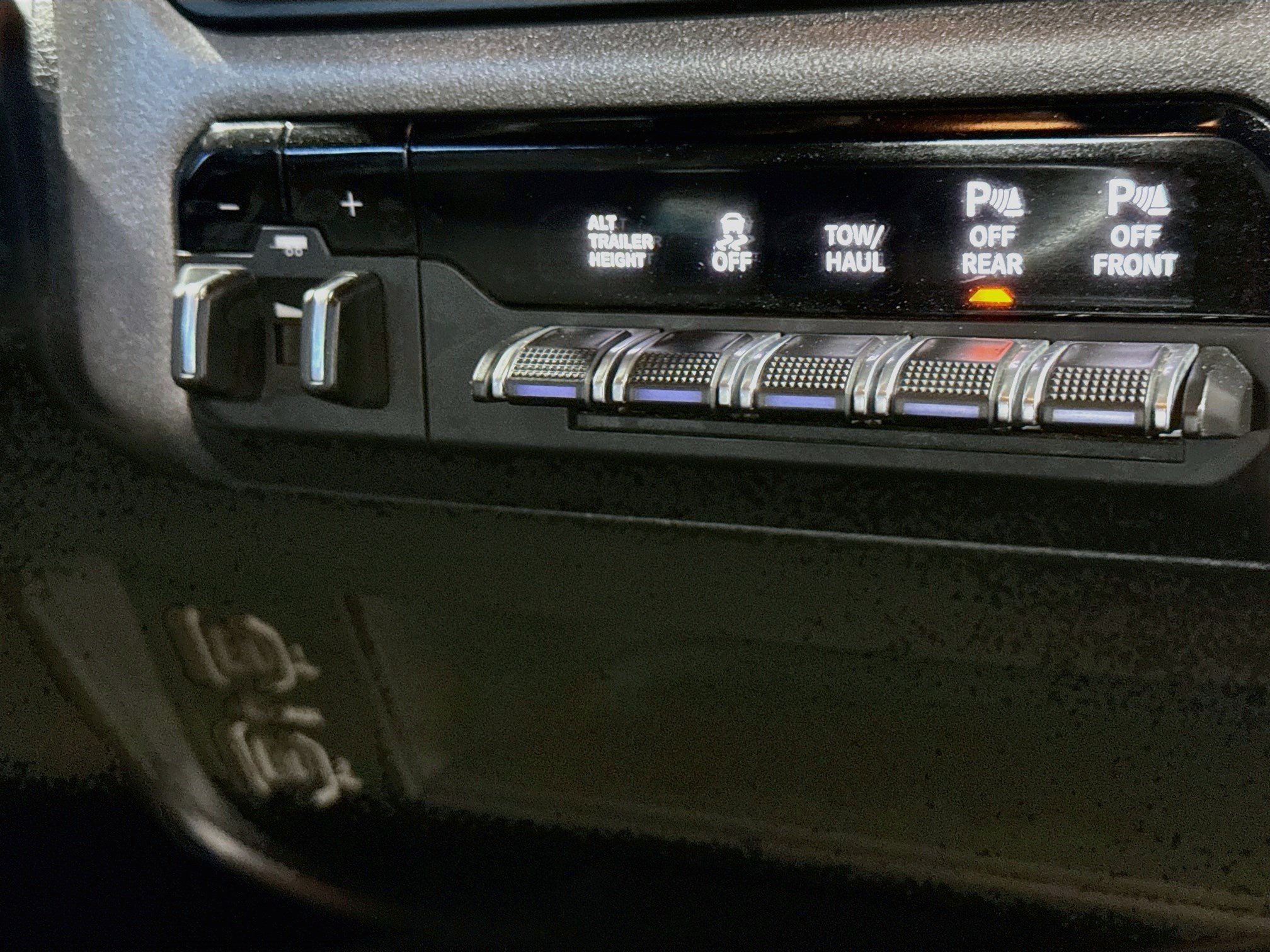 Used 2024 RAM 2500 Tradesman w/ Safety Group AWD/4WD image 41