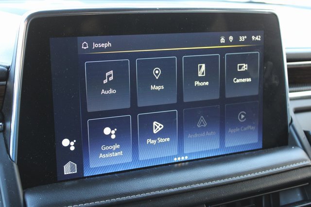 Used 2023 Chevrolet Suburban Premier image 10