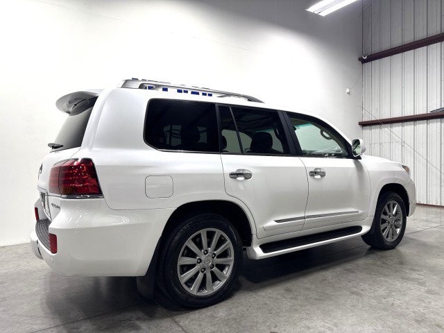 Used 2011 Lexus LX 570 4WD w/ Luxury Pkg image 11