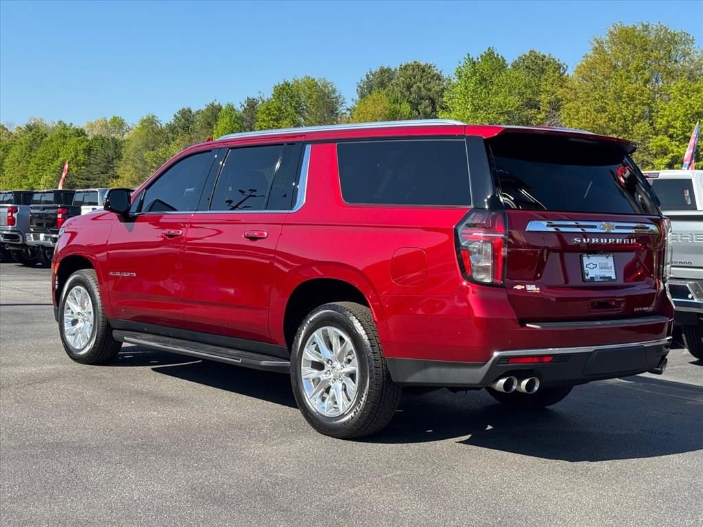 Used 2024 Chevrolet Suburban Premier w/ Premium Package image 5