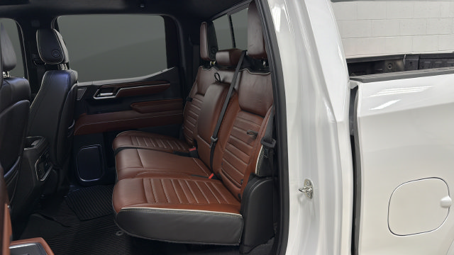 Used 2024 GMC Sierra 1500 Denali Ultimate AWD/4WD image 23