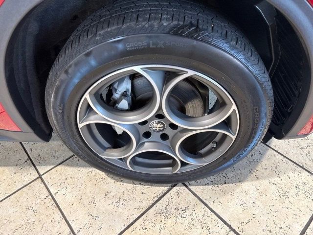 Used 2024 Alfa Romeo Stelvio Sprint image 10