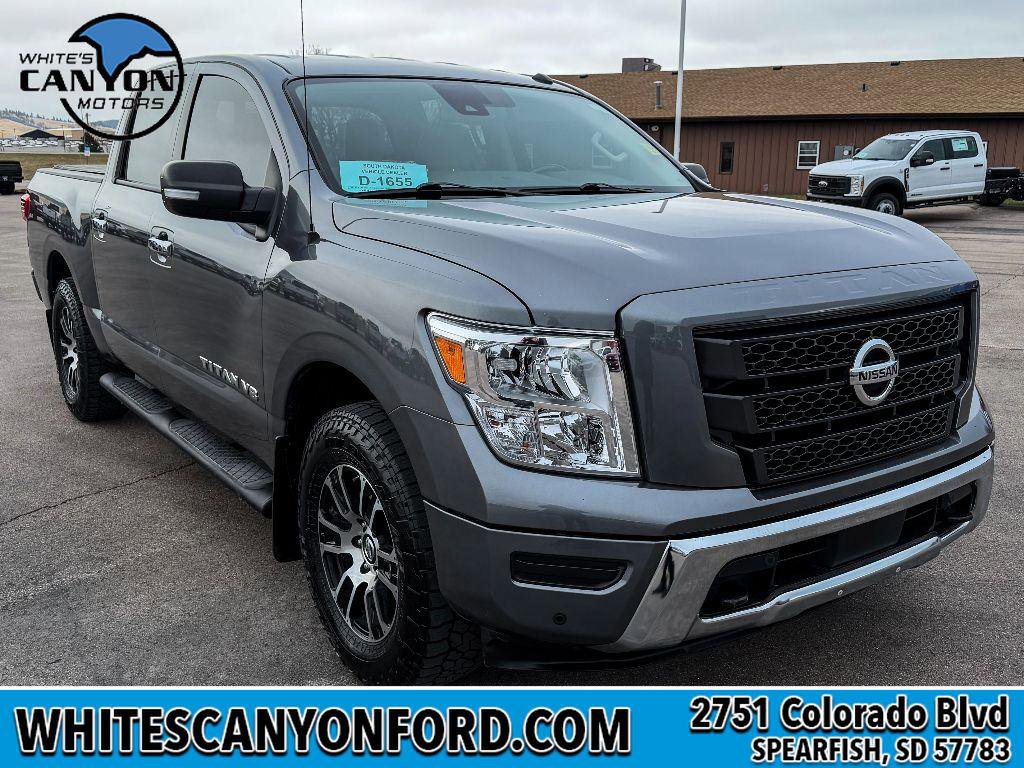 Used 2020 Nissan Titan SV w/ SV Convenience Package AWD/4WD image 12