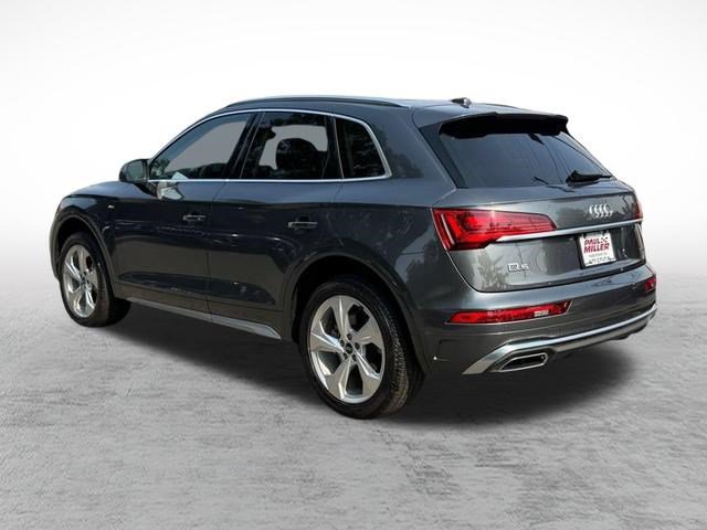 Used 2023 Audi Q5 2.0T Premium Plus w/ Premium Plus Package AWD/4WD image 3