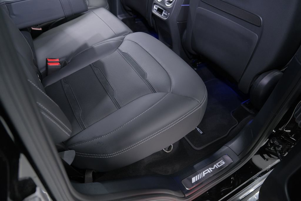 Used 2025 Mercedes-Benz G 63 AMG 4MATIC image 33