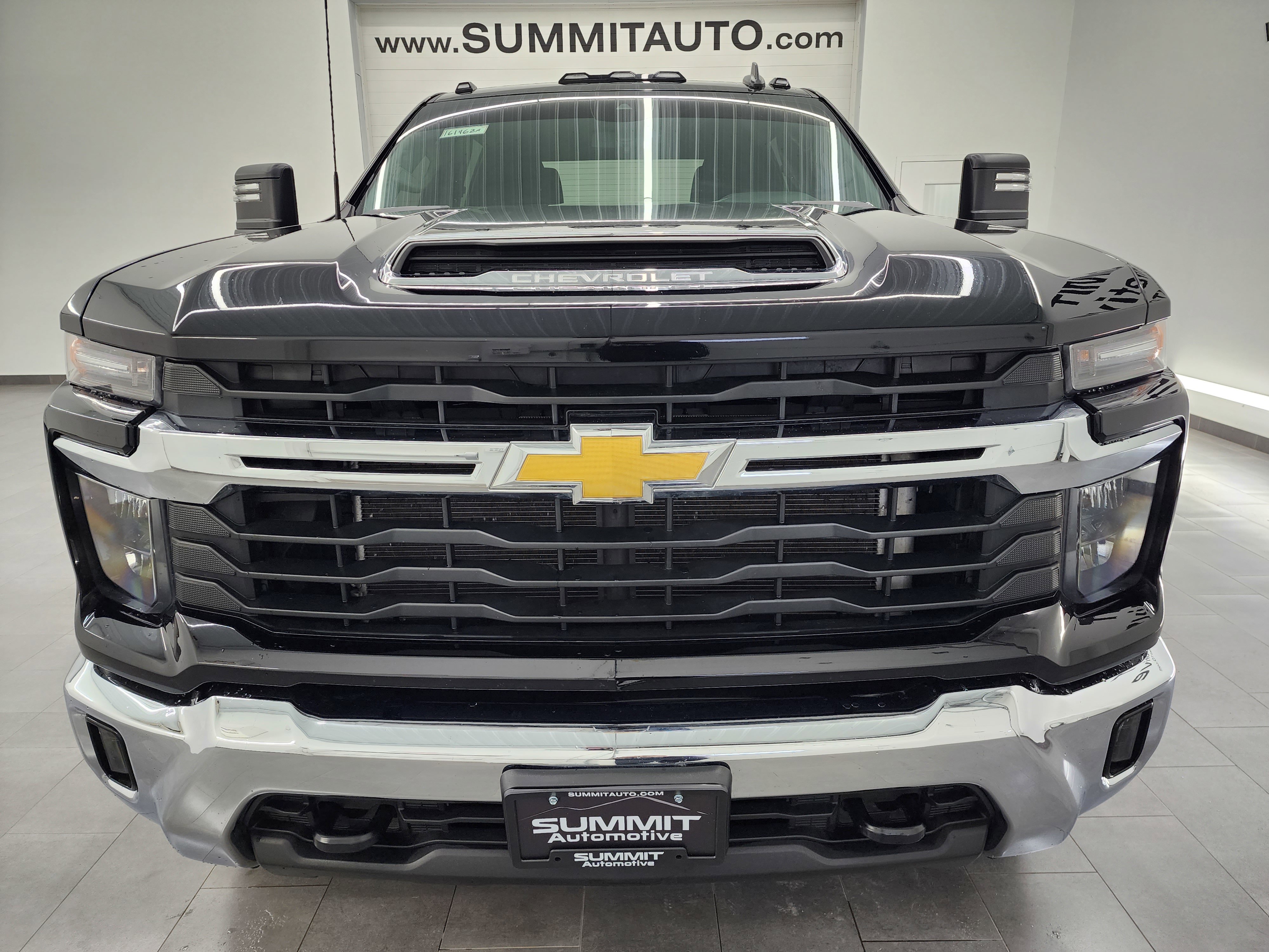 Used 2024 Chevrolet Silverado 3500 LT w/ Convenience Package image 20