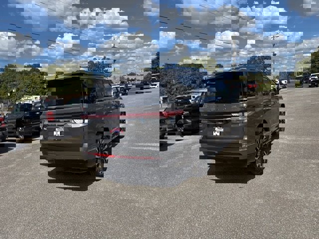 Used 2024 Lincoln Navigator Black Label image 17