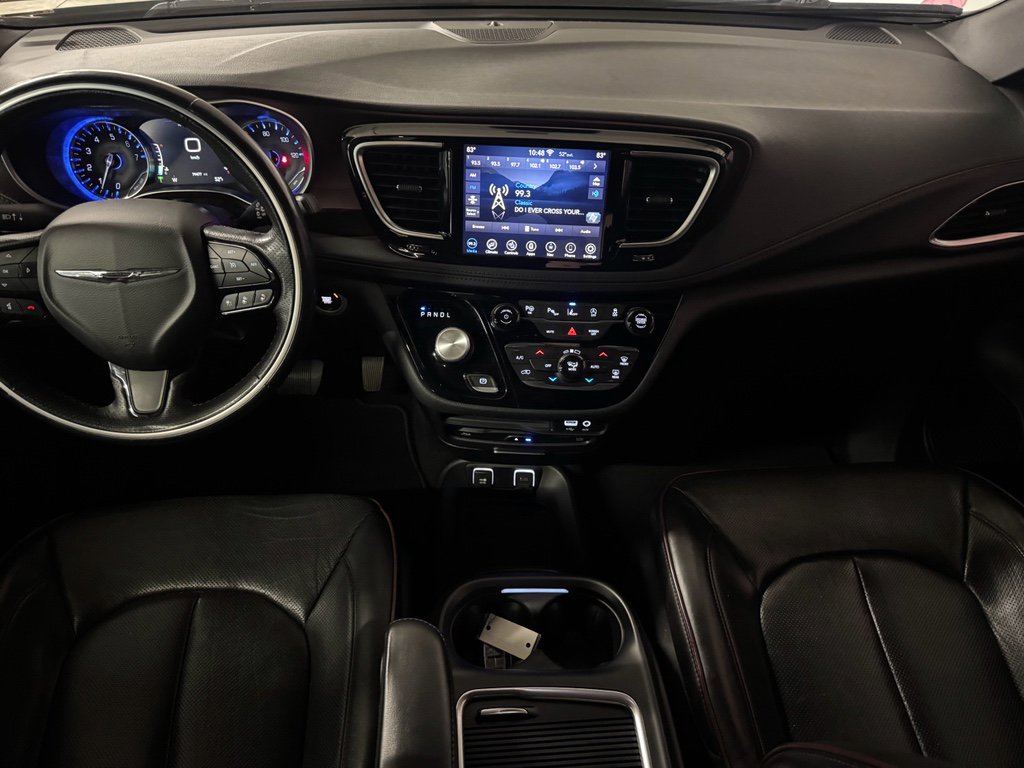 Used 2020 Chrysler Pacifica Limited image 20