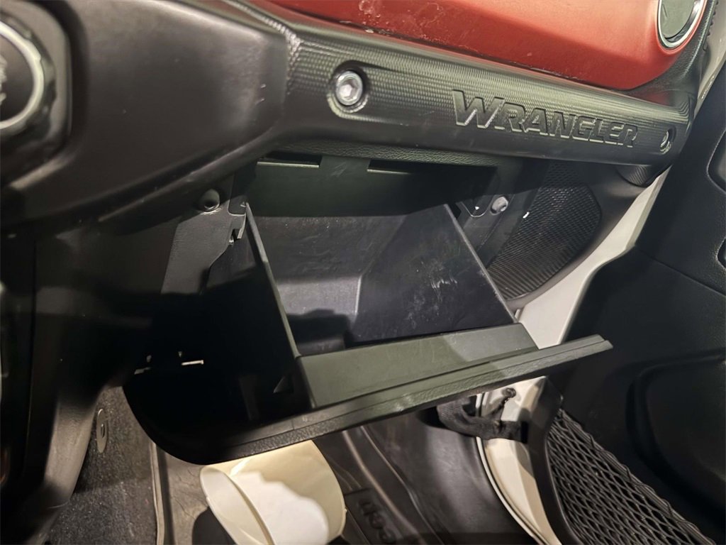 Used 2021 Jeep Wrangler Unlimited Rubicon image 24