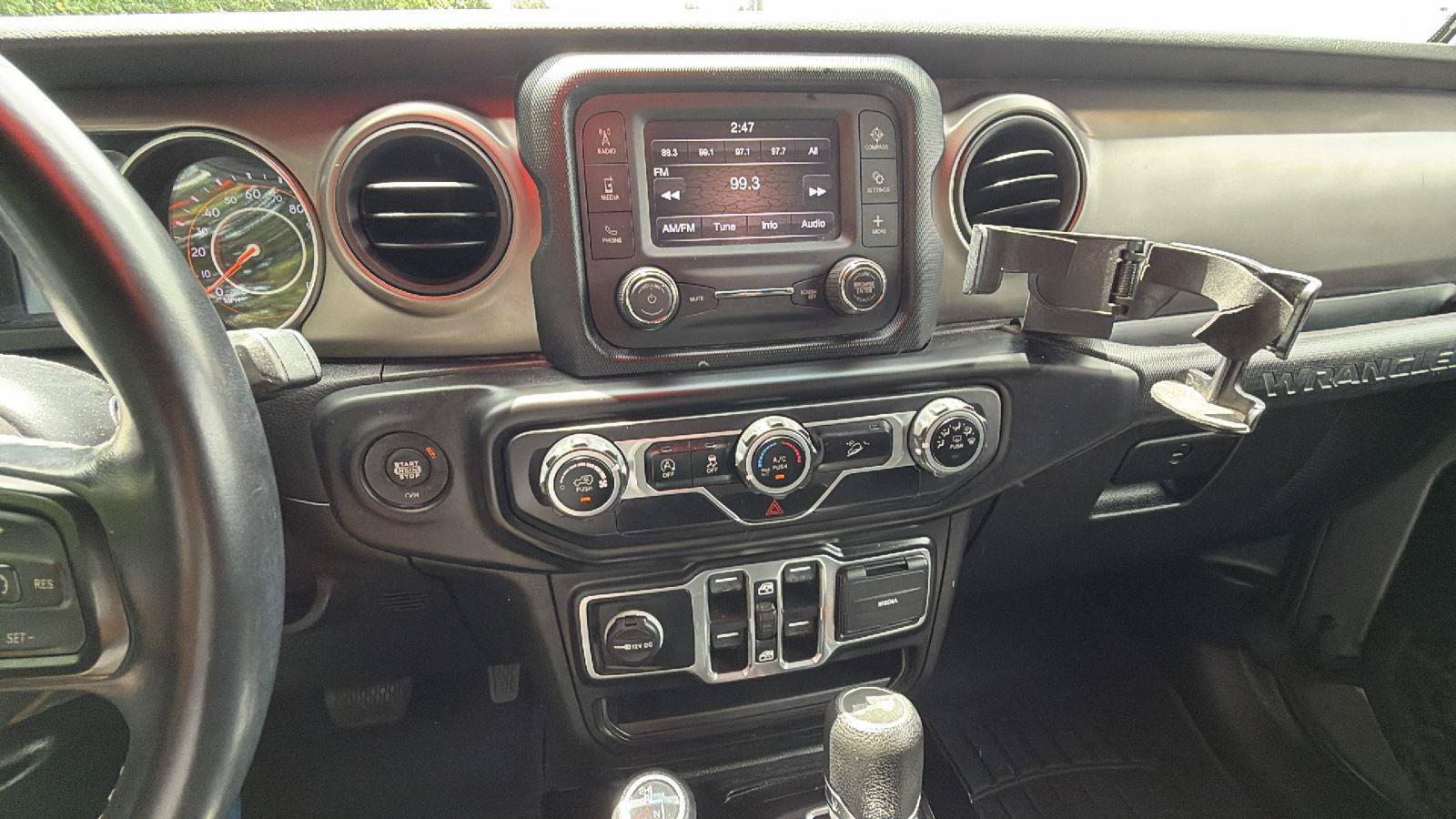 Used 2020 Jeep Wrangler Unlimited Sport AWD/4WD image 28