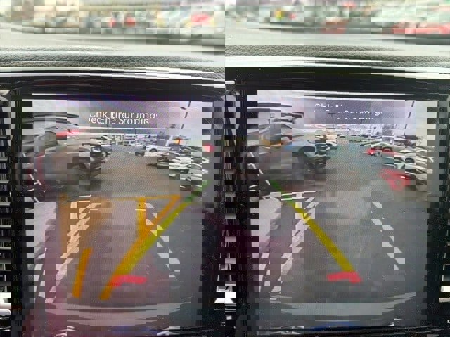 Used 2021 Chrysler Pacifica Touring w/ Uconnect Theater Family Group image 17