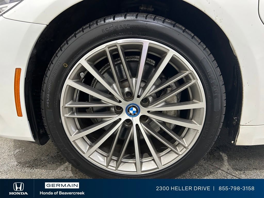 Used 2018 BMW 530e xDrive w/ Premium Package 2 image 13
