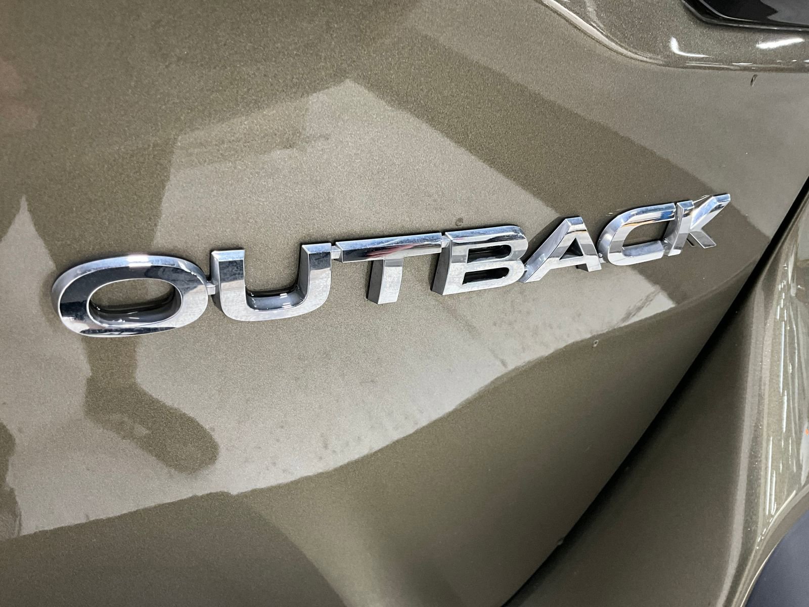 Used 2023 Subaru Outback Limited image 10