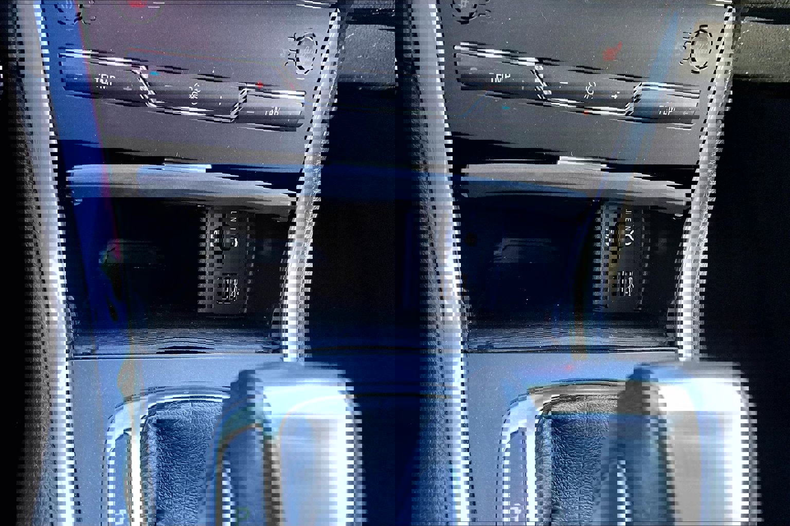 Used 2015 Ford Edge Sport image 22