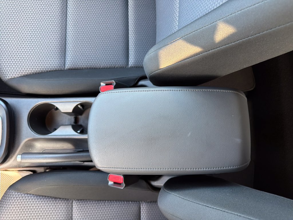 Used 2025 Kia Soul LX w/ LX Technology Package FWD image 25