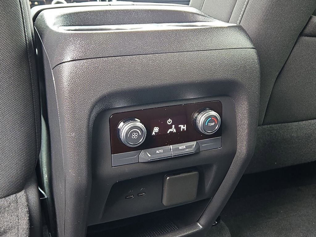 Used 2025 GMC Acadia Elevation image 19