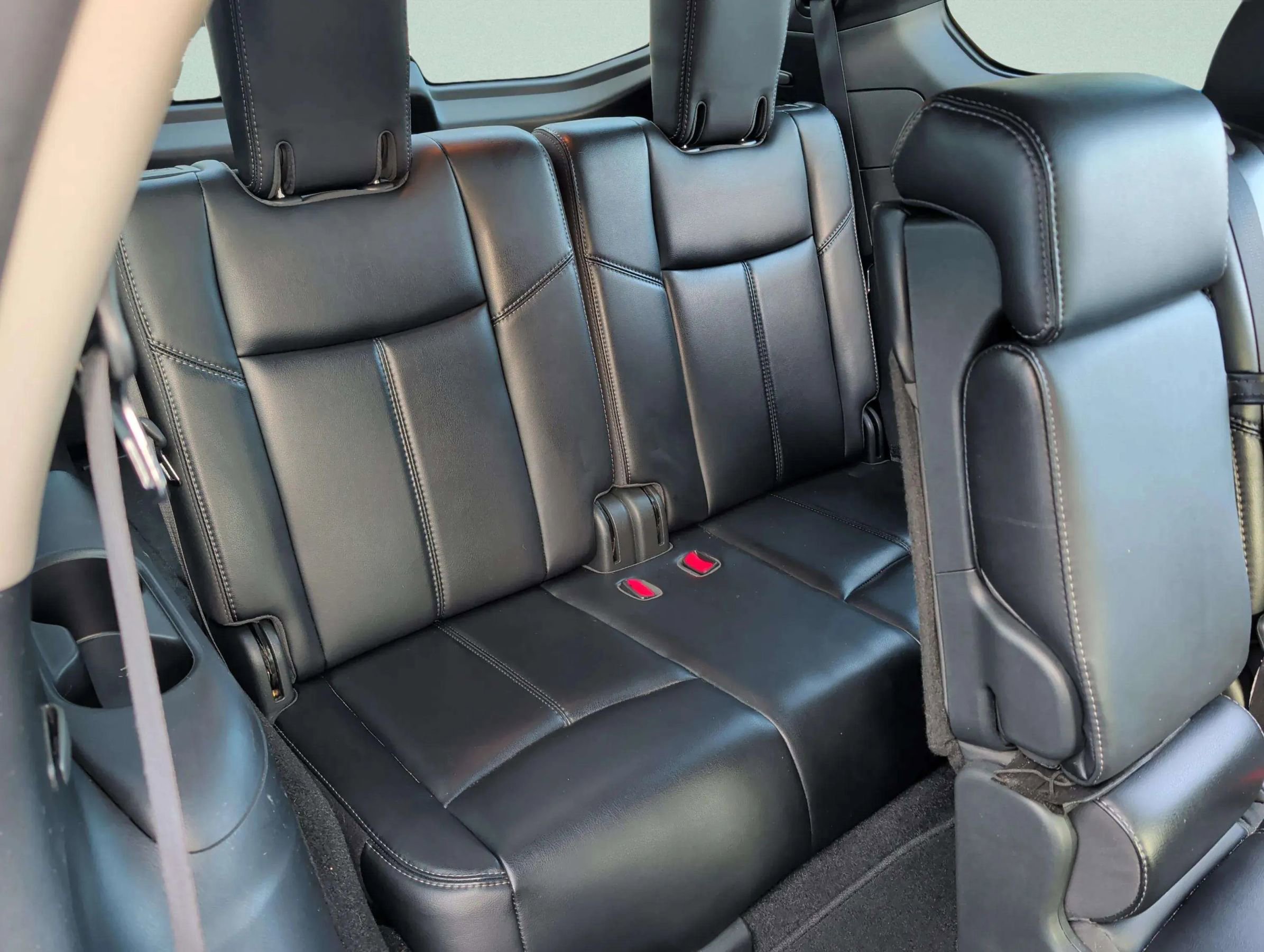 Used 2020 Nissan Pathfinder SL image 38