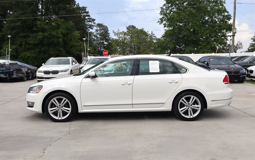 Used 2014 Volkswagen Passat TDI SE FWD image 4