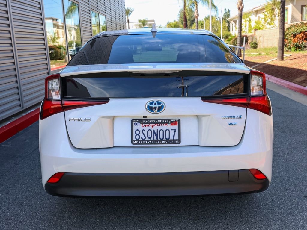 Used 2021 Toyota Prius L Eco image 5