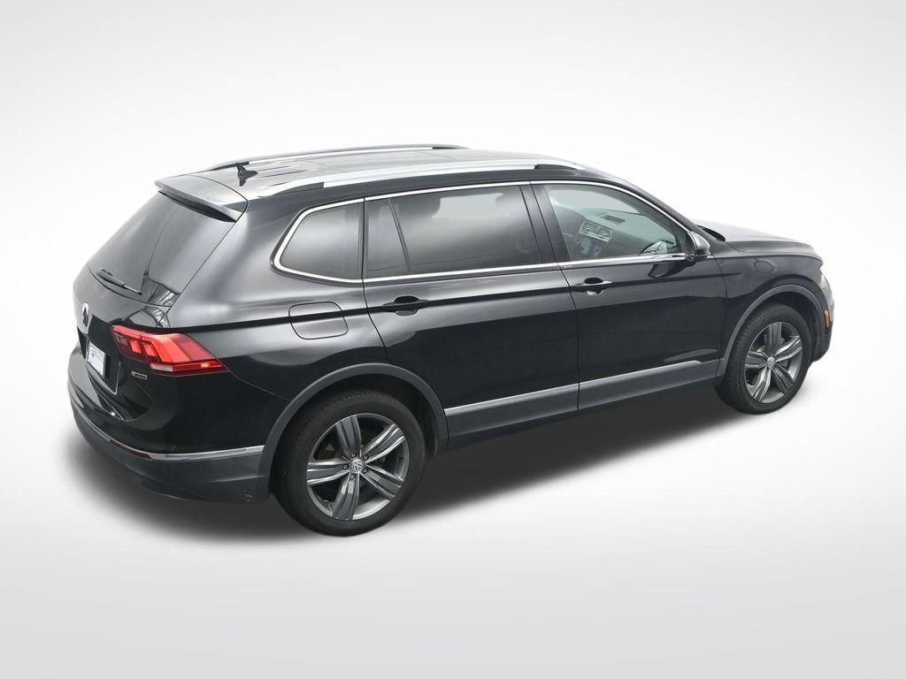 Used 2020 Volkswagen Tiguan SEL AWD/4WD image 28