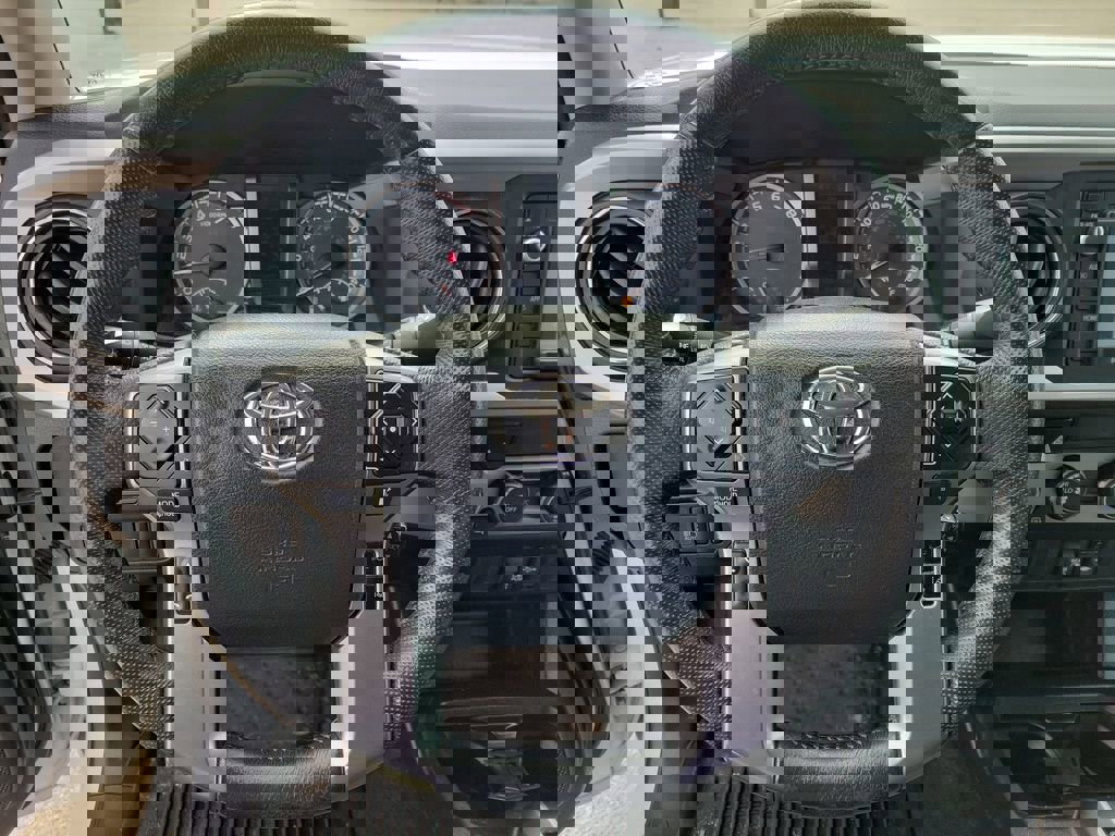 Used 2019 Toyota Tacoma SR5 image 22