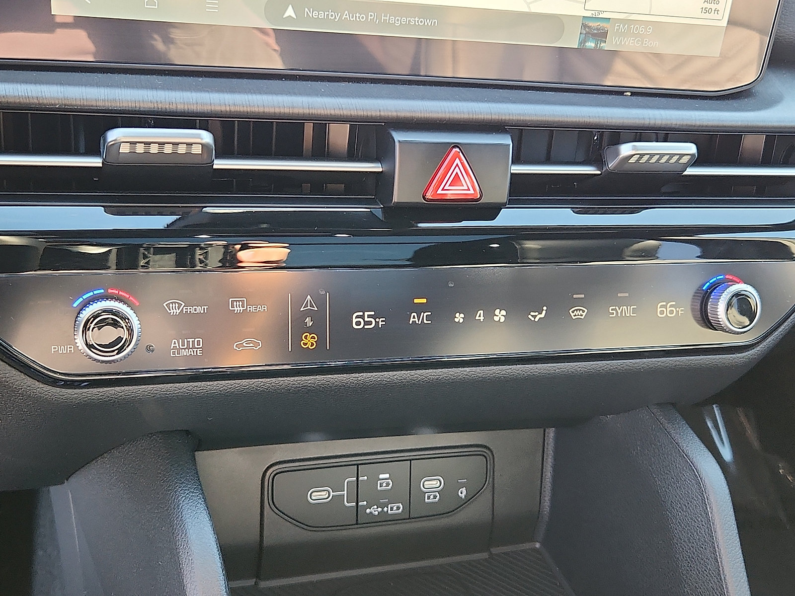 Certified 2026 Kia Sportage X-Pro Prestige AWD/4WD image 16