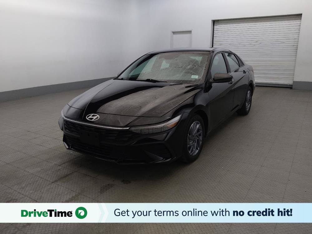 Used 2024 Hyundai Elantra SEL FWD image 1
