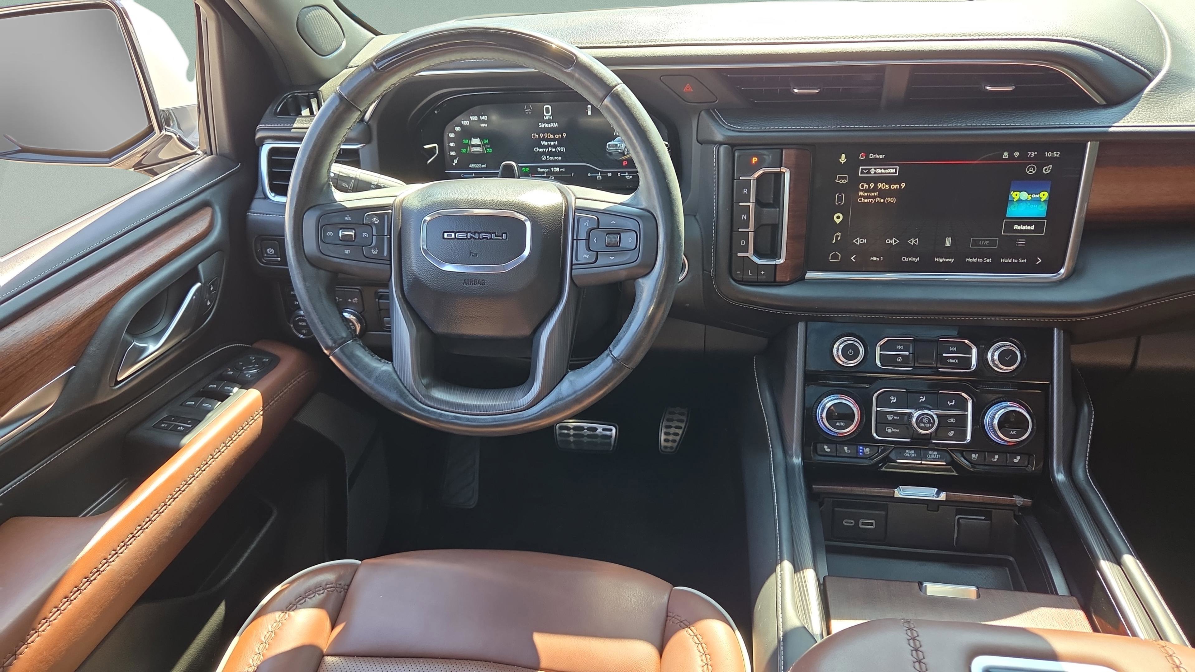 Certified 2023 GMC Yukon XL Denali Ultimate w/ LPO, Floor Liner Package AWD/4WD image 13