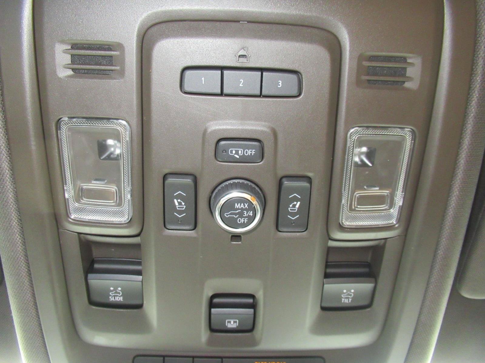 Used 2021 Cadillac Escalade Sport w/ LPO, ONYX Package AWD/4WD image 33