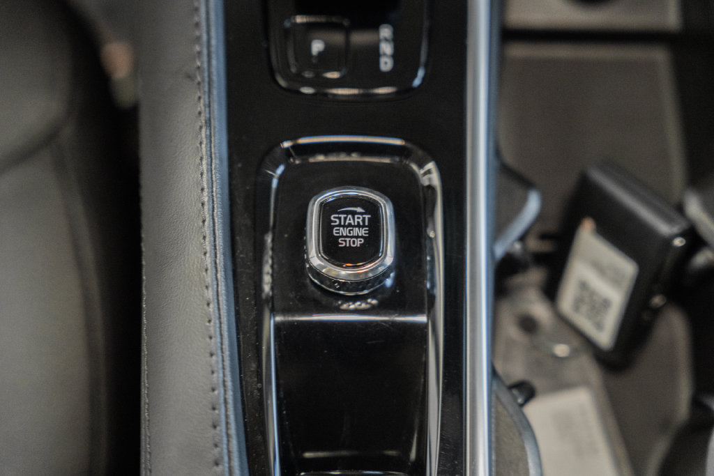 Used 2024 Volvo XC90 B6 Plus AWD/4WD image 24