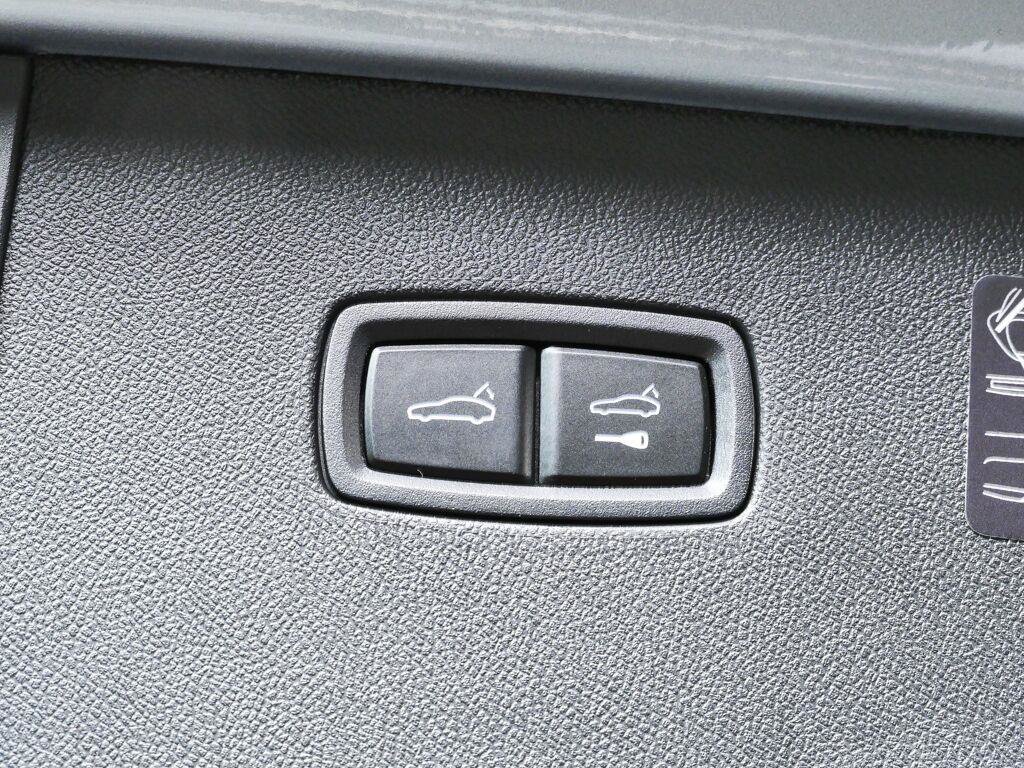 New 2026 Porsche Cayenne GTS AWD/4WD image 33
