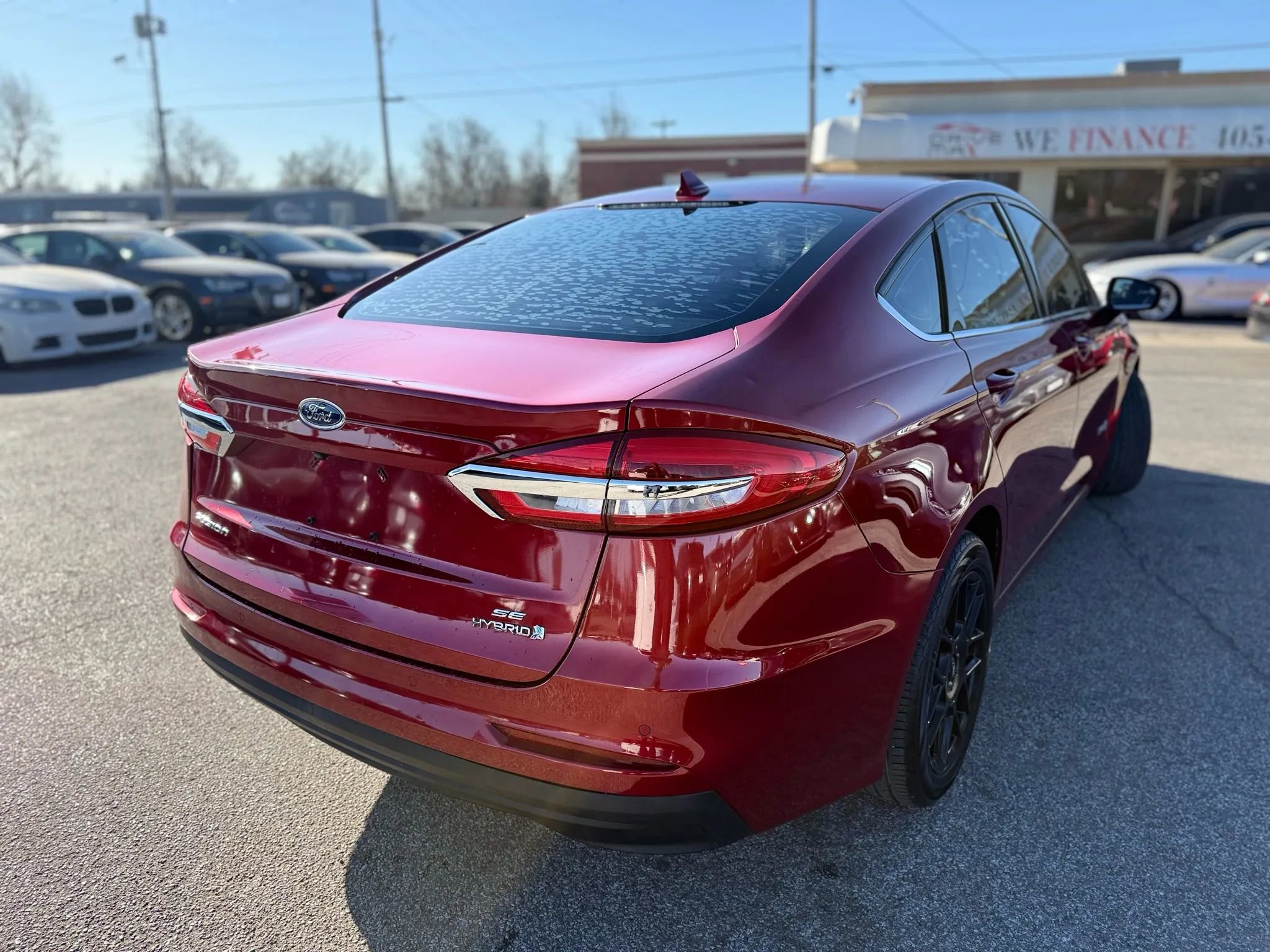 Used 2019 Ford Fusion SE FWD image 4