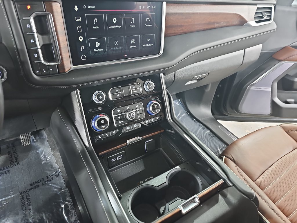 Certified 2023 GMC Yukon XL Denali Ultimate w/ LPO, Floor Liner Package AWD/4WD image 26